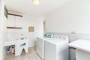 3 bedroom apartments zone 10