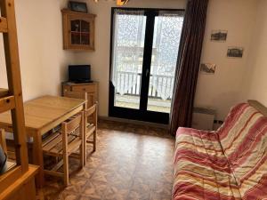 Appartements Residence Comete - Studio 4 couchages bien situe dans la station de Reallon 109C MAE-8851 : photos des chambres