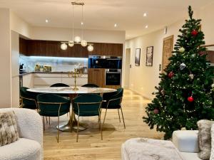 Appartements L-Ecrin Alpin - Centre historique - Haut standing : photos des chambres