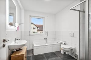 Haus mit 6 SZ & 12 Betten, Terrasse, Waschmaschine