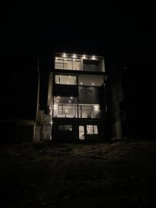 Lakefront Nest Beach House Suite