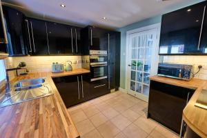 Charming 2BD House - Parking & Garden in Oban