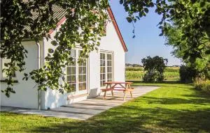 4 Bedroom Lovely Home In Ranum - Løgsted