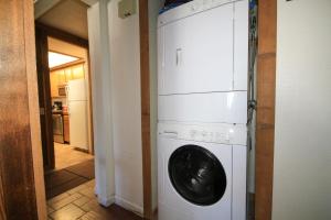 Mountainback 68 2 bedroom with loft