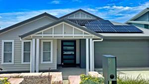 Moonee Retreat - 200m to beach and ocean reserve views