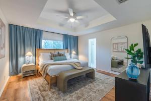 Newly Renovated! Spacious 4 Bedroom house 5 min to La Cantera & Six Flags