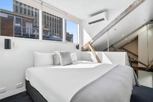 Gibson Mill waterfront loft apartment - 304