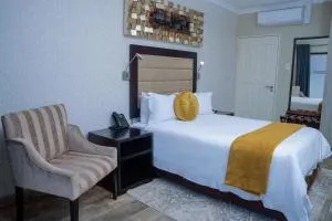 Q's Boutique Stay - Frankfort