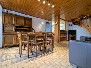 Gîte familial en Haute-Loire avec terrain clos, à proximité de lArdèche et des stations de ski - FR-1-582-236