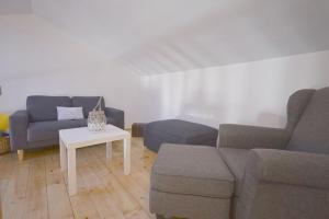 Apartments with parking space Klimno, Krk - 23615 