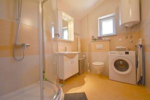 Apartments with parking space Klimno, Krk - 23615 