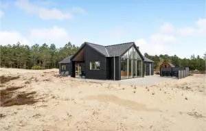 4 Bedroom Awesome Home In Rømø - Tagholm