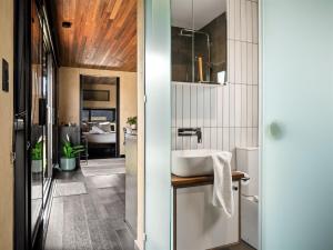 The Onyx - Margaret River NEW