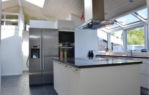 Gorgeous Home In Gilleleje With Wifi