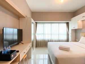 Restful and Functional Studio Apartment at Springlake Summarecon Bekasi By Travelio