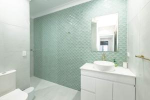 Windsor Charm - Unit Two Hermit Park Townsville