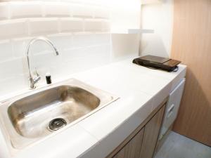 Relaxing Studio at The Alton Apartment By Travelio