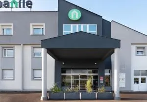 塔朗格北梅斯钟楼酒店 - Vigy