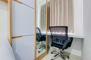 Homey and Cozy Studio Room Serpong Garden Apartment By Travelio