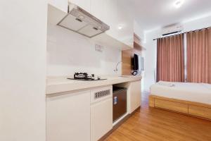 Wonderful Studio at Sky House BSD Apartment By Travelio