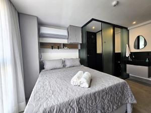 Studio com Piscina no Rooftop a 50m da praia