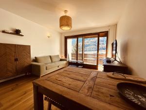 Appartements Studio cabine 4 pers. a Monetier-les-Bains, parking, balcon avec vue montagne - FR-1-330F-242 : photos des chambres