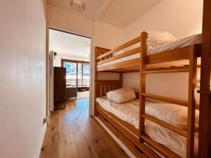 Appartements Studio cabine 4 pers. a Monetier-les-Bains, parking, balcon avec vue montagne - FR-1-330F-242 : photos des chambres