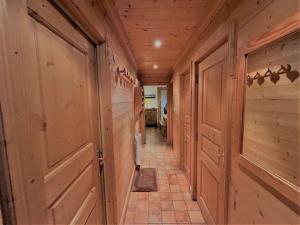 Charmant 3 pièces Méribel avec cheminée et proche pistes - FR-1-180-641