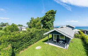 Beautiful Home In Strøby With Wifi