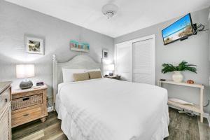 Sugar Beach Condo B-14 by Emerald Coast Retreats