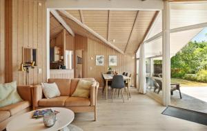 Lovely Home In Skælskør With Wifi