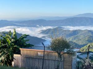 เหนือดอย แคมป์ปิ้ง ( Nuea Doi Camping )