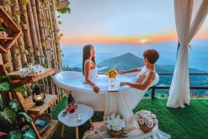 เหนือดอย แคมป์ปิ้ง ( Nuea Doi Camping )