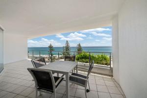 Sirocco 702, amazing ocean views for this contempory apartment in the heart of Mooloolaba