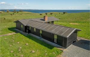 5 Bedroom Stunning Home In Knebel