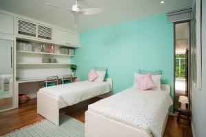 Modern Tranquillity Pool Villa, Layan