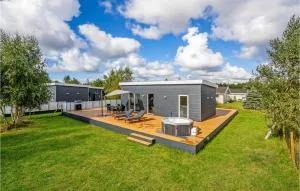 3 Bedroom Amazing Home In Rødby - Errindlev