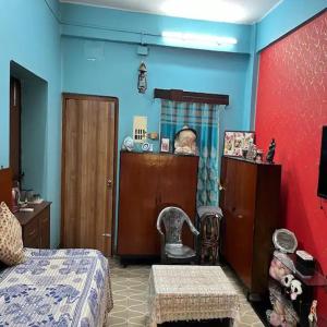 Home away from Home in city with Garden View