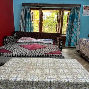 Home away from Home in city with Garden View