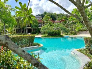 Laguna Village by RESAVA