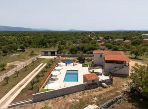 Villa Roški 