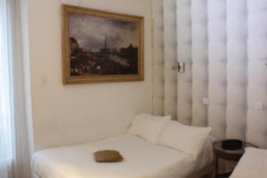 Quadruple Room room in Hotel Hauteville Opera