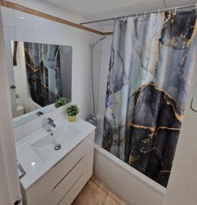 Tenerife Castle Harbour