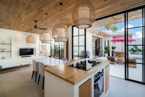 Villa Cosmo - Uluwatu by Yolla Hospitality