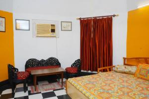Awadh Centrally located 1BR near Old Lucknow