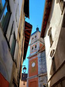 Appartements Studio Vauban petite gargouille, vue panoramique et ensoleillee : photos des chambres
