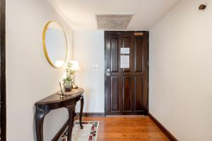 Artichoke Suite Sukhumvit, Nana BTS