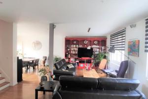 Villas Maison d-architecte Ermont a 20 minutes de Paris : photos des chambres
