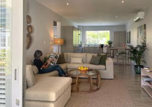 Franschhoek Mountain Views