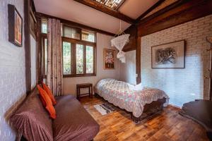 ธารทอง ลอดจ์ Tharnthong Lodge